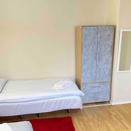 Single Room - Kings Cross, Female Only,, Guest Rooms London Exterior photo